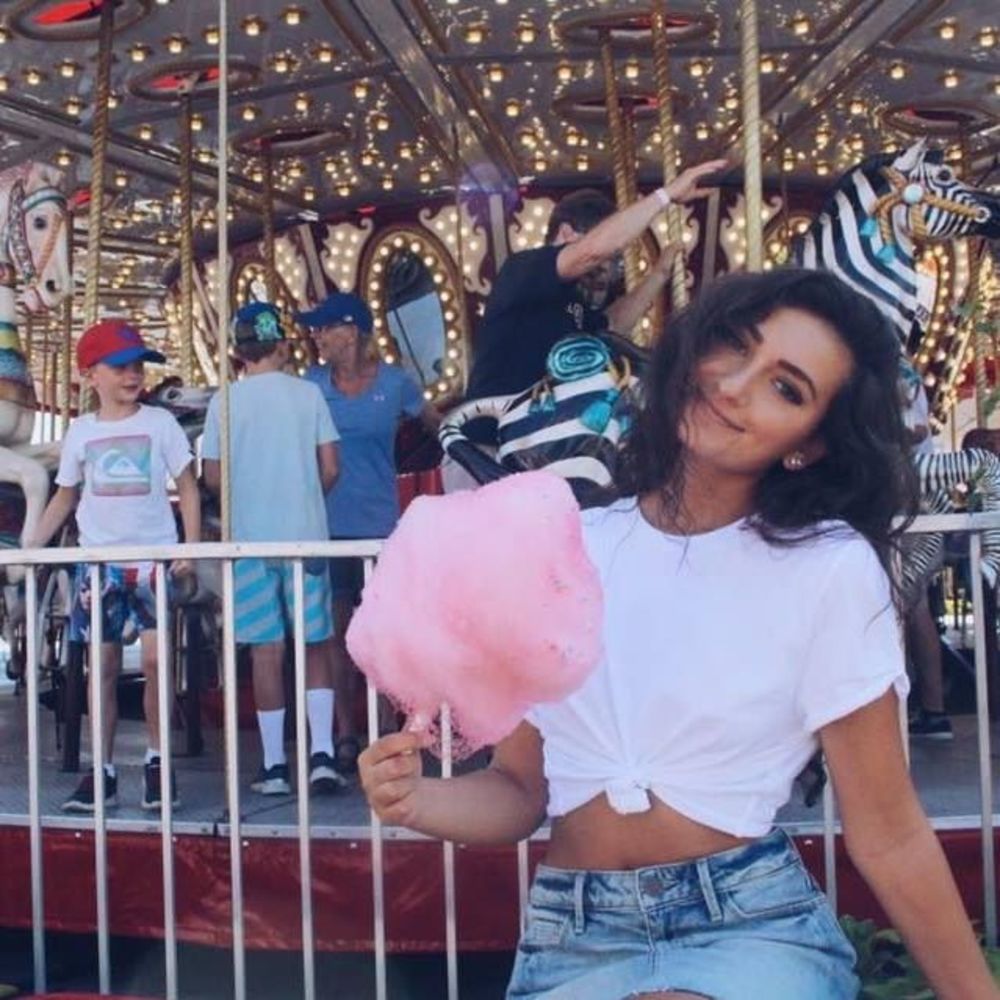 Meet your Posher, Sofia